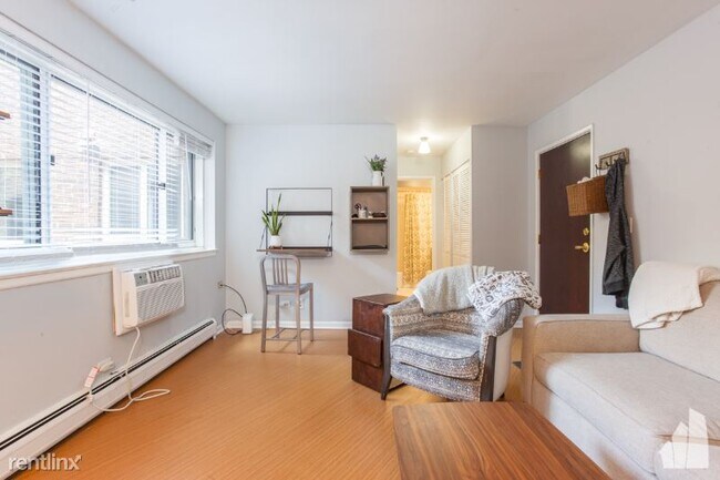 Foto del edificio - 644 W Arlington Pl
