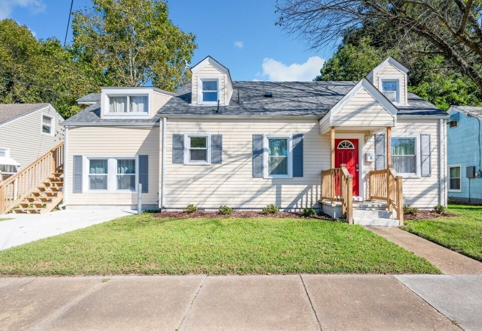 Photo - 3820 Essex Cir (Norfolk, VA)