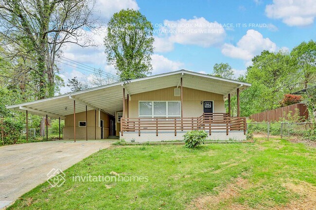 Building Photo - 562 Collingwood Dr