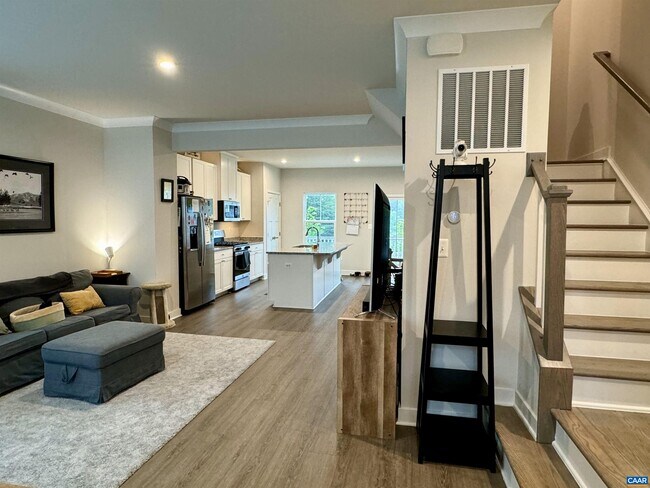 Foto del edificio - 2034 Landon Ln