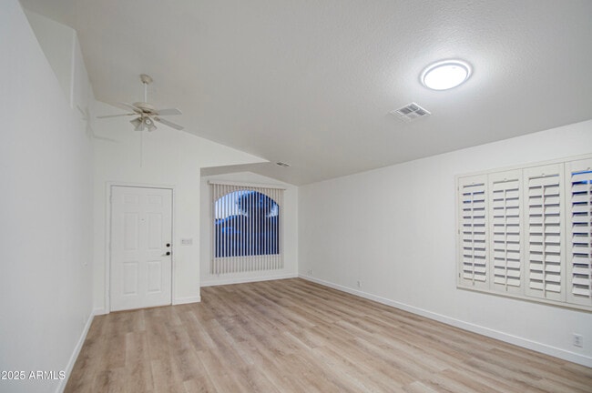 Building Photo - 15443 N 86th Ln
