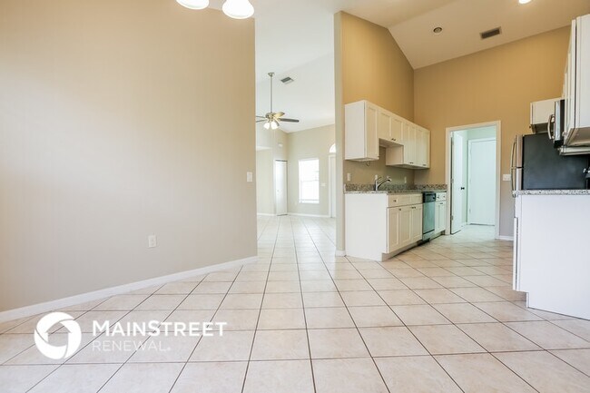 Foto del edificio - 1333 Roosevelt Dr