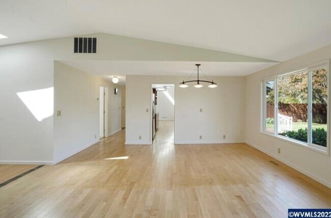 Foto del edificio - 775 Valleywood Dr SE