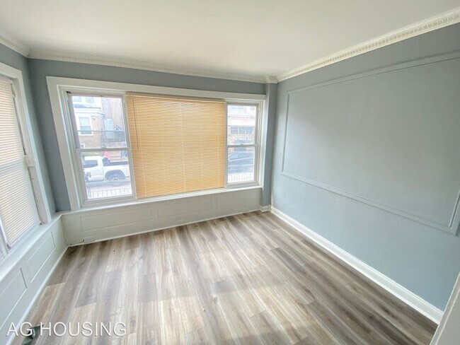 Building Photo - 3 br, 1 bath House - 6744 Guyer Ave