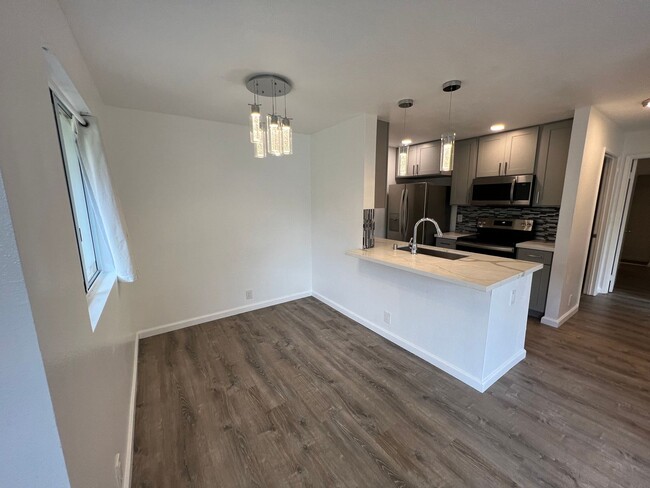 Building Photo - For Rent - [Ridge at Launani Valley] 95-510 Wikao St. #M106