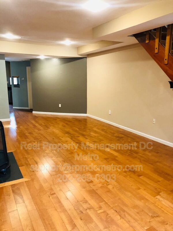 Foto del edificio - 1221 Duncan Pl NE