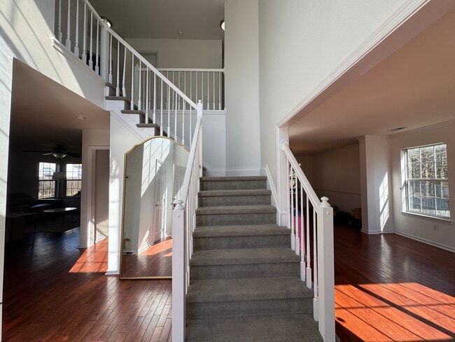 Photo - 4233 Rosewood Ct House