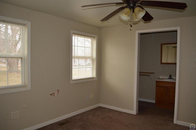 Master bedroom - 329 W 10th St