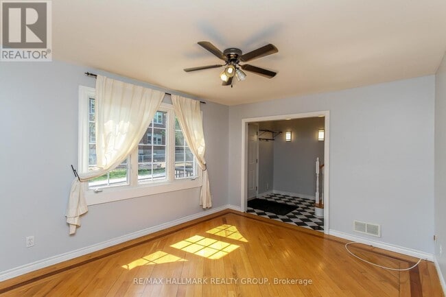 Building Photo - 179 Genest St