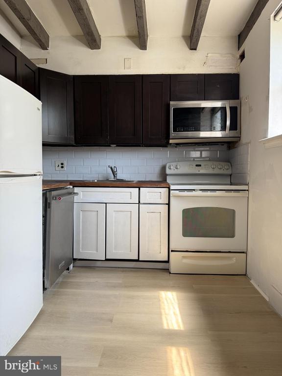 Foto del edificio - 2620 E Somerset St