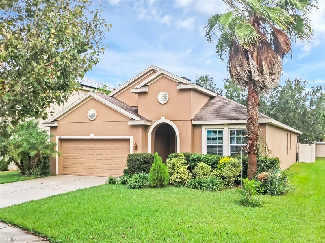 308 Whitewater Bay Dr, Groveland, FL 34736 House Rental in Groveland