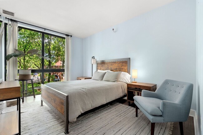 Foto del edificio - 42 8th St