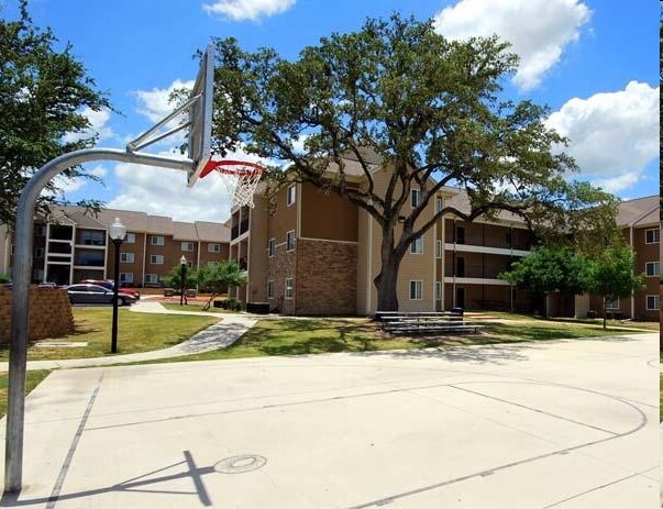 The Outpost Apartments San Antonio Tx Building Photo The Outpost