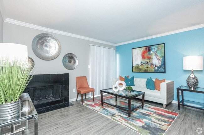 Building Photo - 10250 Lands End Dr