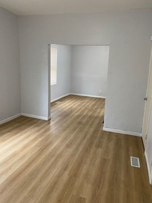 Foto del edificio - 11809 S Lafayette Ave