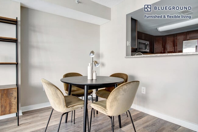 Building Photo - 901 15th St S