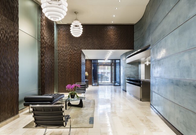 Foto del edificio - 420 West 42nd Street
