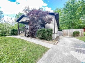 Building Photo - 919 47th Way S
