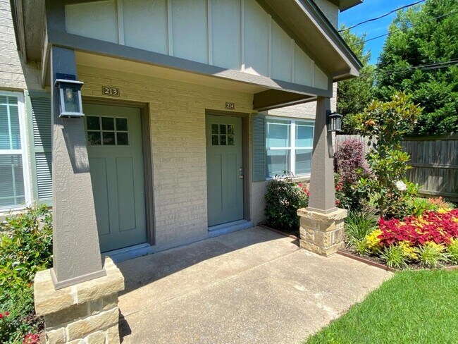 Foto del edificio - 601 N Marshall St. Henderson, TX