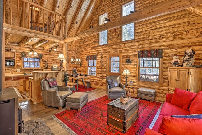 Building Photo - 351 Wilderness Dr