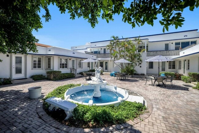 Building Photo - 320 Inlet Way