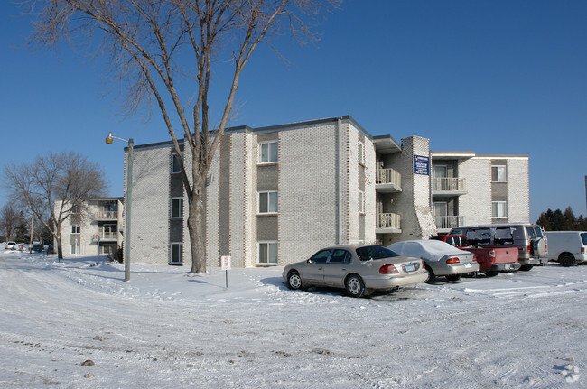 Foto del edificio - Anoka Flats