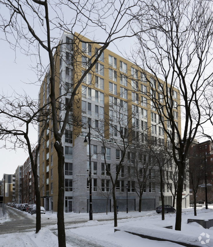 Building Photo - Le District