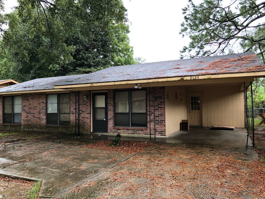 Primary Photo - House: South Hills *AVAILABLE AFTER OCTOBE...