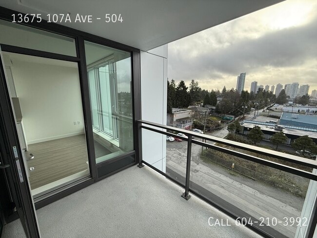 Photo du bâtiment - Sophisticated Condo at the Flamingo!