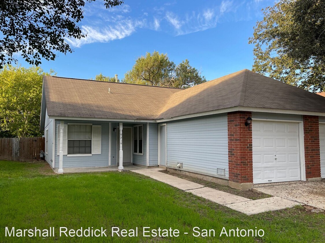 Foto principal - 2 br, 2 bath House - 9219 Shadow Crest