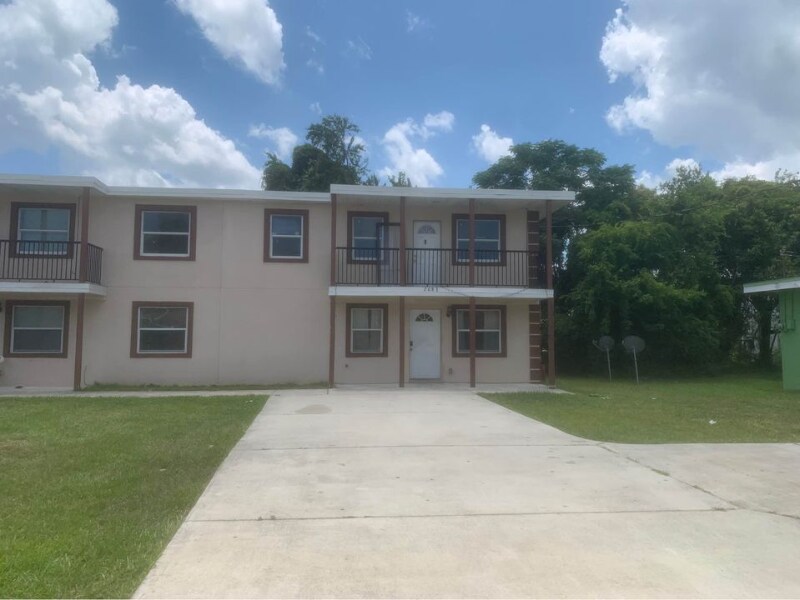 Foto principal - 208 Jefferson St