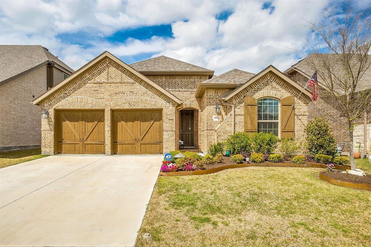 Primary Photo - POPULAR MORNINGSTAR ADDITION IN ALEDO ISD!