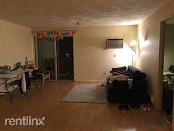 Foto principal - 115 W Squantum St