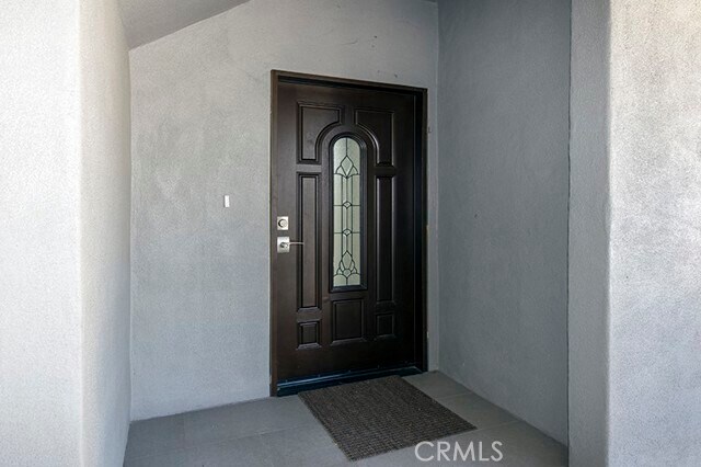 Foto del edificio - 3240 Montrose Ave