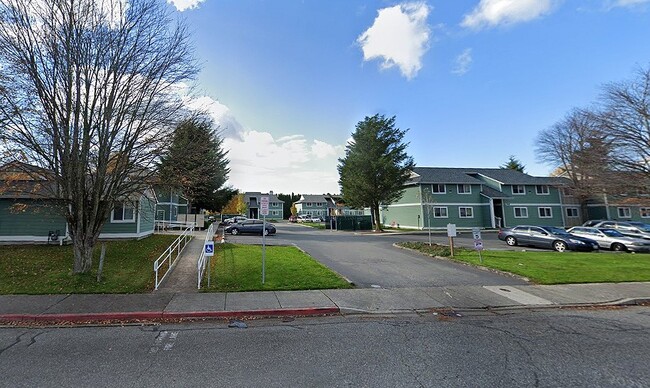 Building Photo - 115 Hulbush Ln