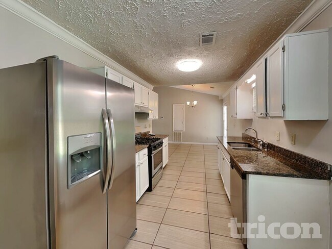 Foto del edificio - 3406 Owens Pass NW