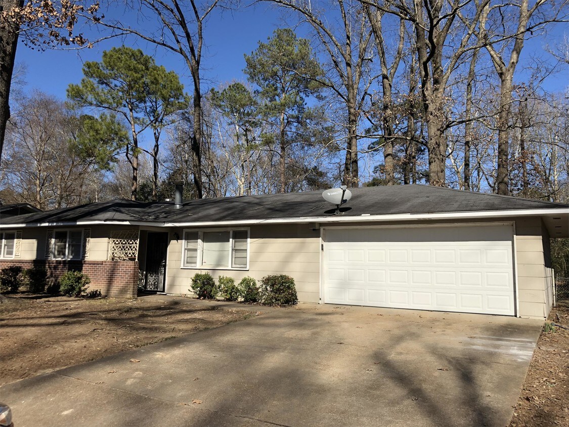 3150 Longwood Dr, Jackson, MS 39212 House for Rent in Jackson, MS