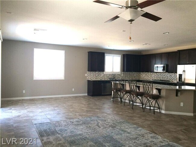 Building Photo - 4 Bed 3 Full Bath. Single Story Home In Ga...