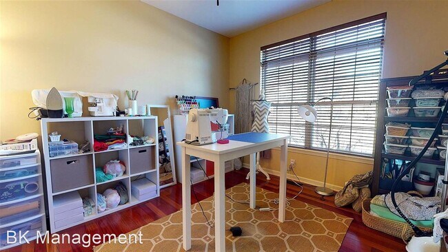 Building Photo - 4 br, 2.5 bath House - 2483 Gala Drive