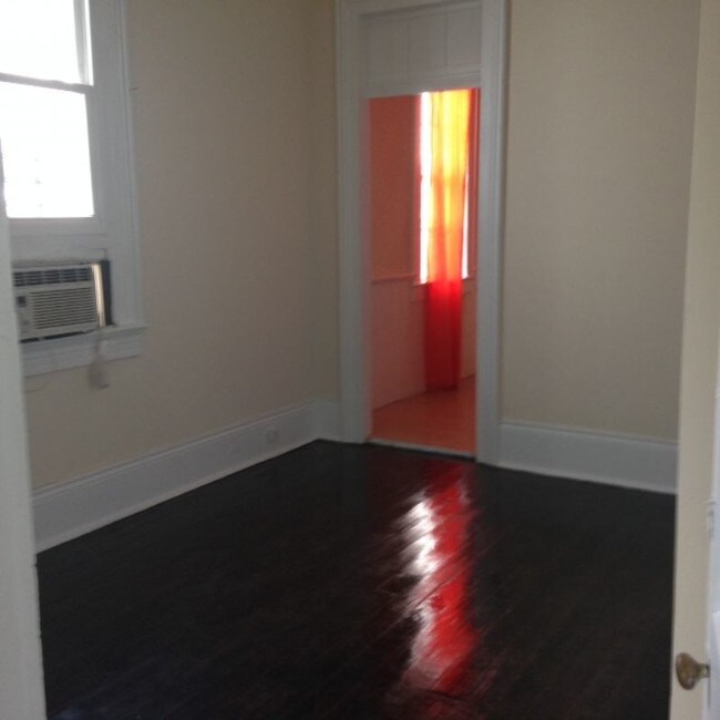 Building Photo - 3604 Baronne St