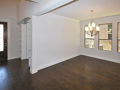 Building Photo - 3811 Wind Cave Bend