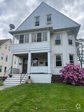 Building Photo - 131 S Highland St