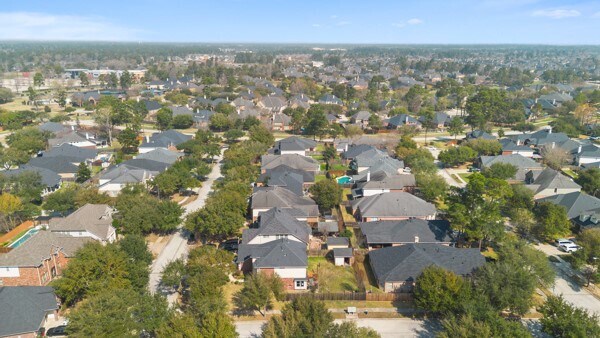 Foto del edificio - 15818 Mossy Shores Ct