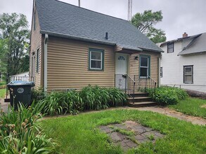 Building Photo - 432 Gable St
