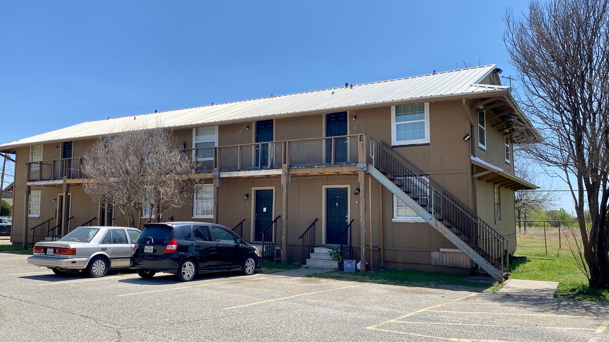 Building Photo - 4244 Burkburnett Rd