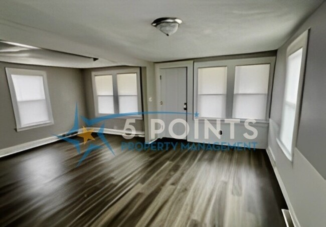 Foto del edificio - 730 East 232nd Street