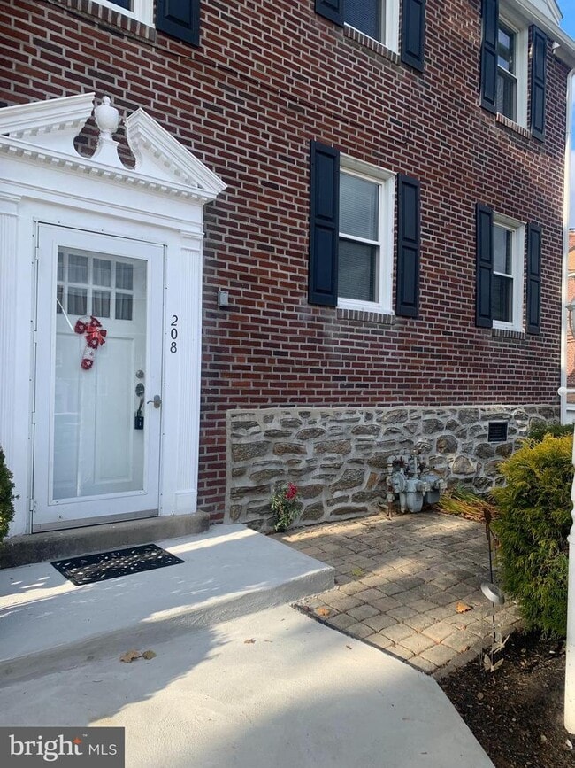 208 Hiawatha Ln, Drexel Hill, PA 19026 House Rental in Drexel Hill