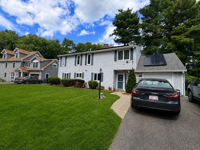 Building Photo - 10 Curtis Rd