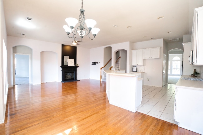 Building Photo - 2209 Graystone Ct