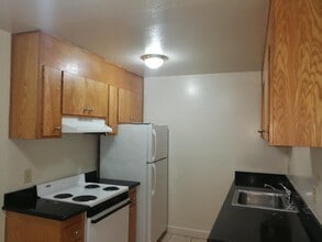 Building Photo - 2535 College Ave